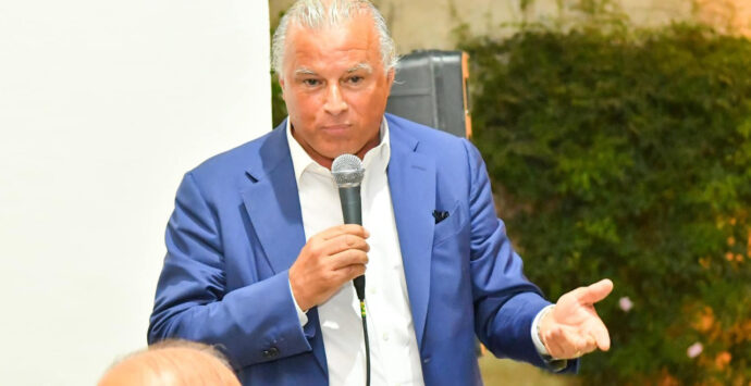 Corigliano Rossano, l’ex sindaco Mascaro: «Il centrodestra va incontro ad una debacle»