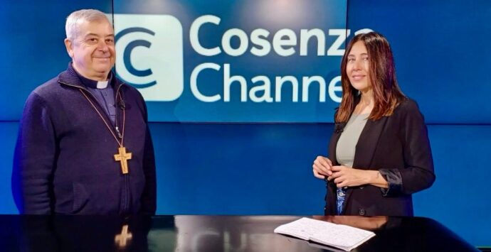 Il vescovo di Cosenza: «Sono un povero cristiano che va in piazza contro le ingiustizie» | VIDEO