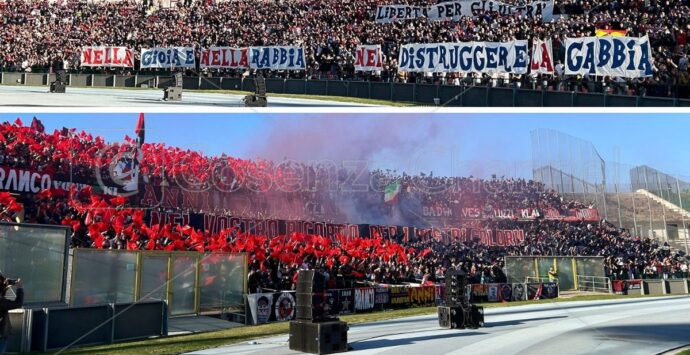 Cosenza-Catanzaro: la Curva Nord ricorda i tifosi scomparsi. “Sud” in protesta